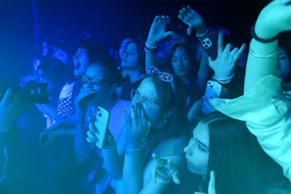 publika u delirijumu na kocertu Buč Kesidija
