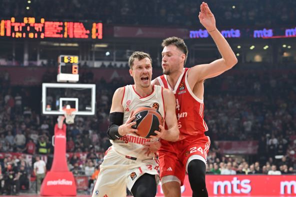 Andreas Obst u utakmici protiv Crvene zvezde