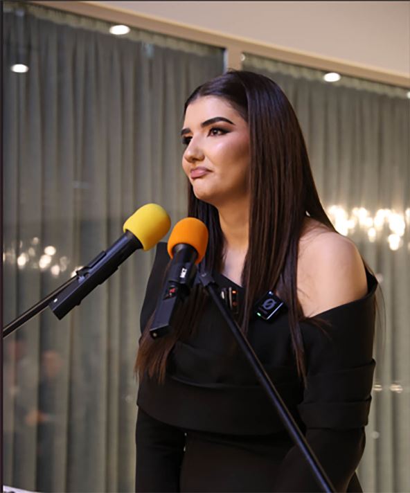 Sara Mehmedović copy.jpg