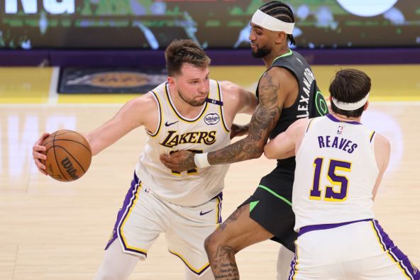 Luka Dončić na Lejkersi - Minesota