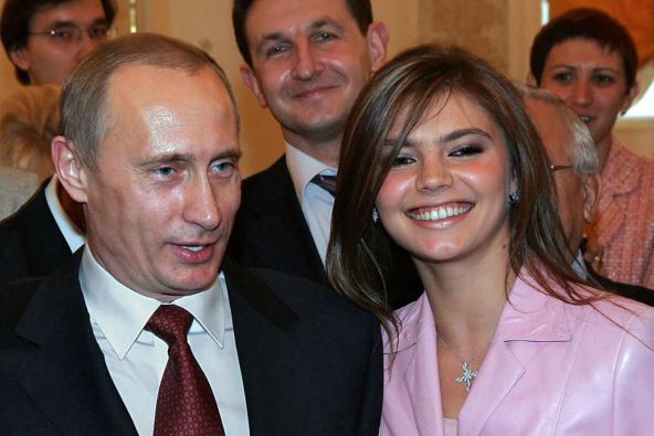Vladimir Putin i Alina Kabajeva (2).jpg