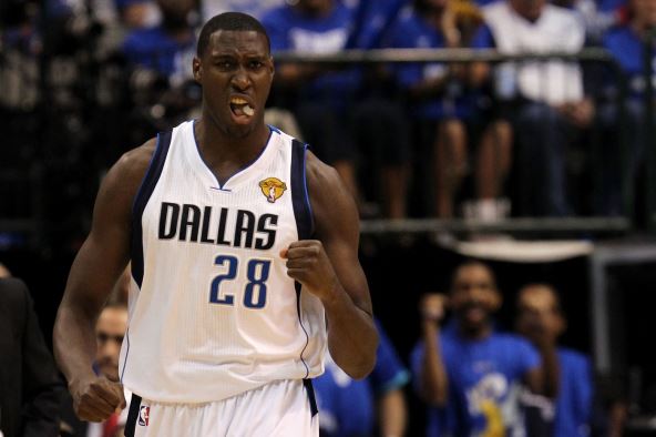 Jan Mahinmi u dresu Dalasa 2011. godine