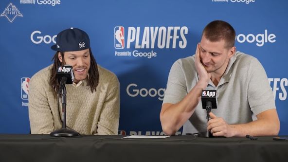 Nikola Jokić i Eron Gordon  (2).jpg