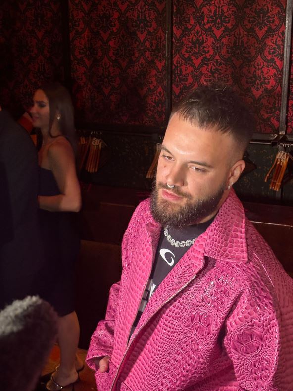 Nući o Nikoliji i Tei Tairović