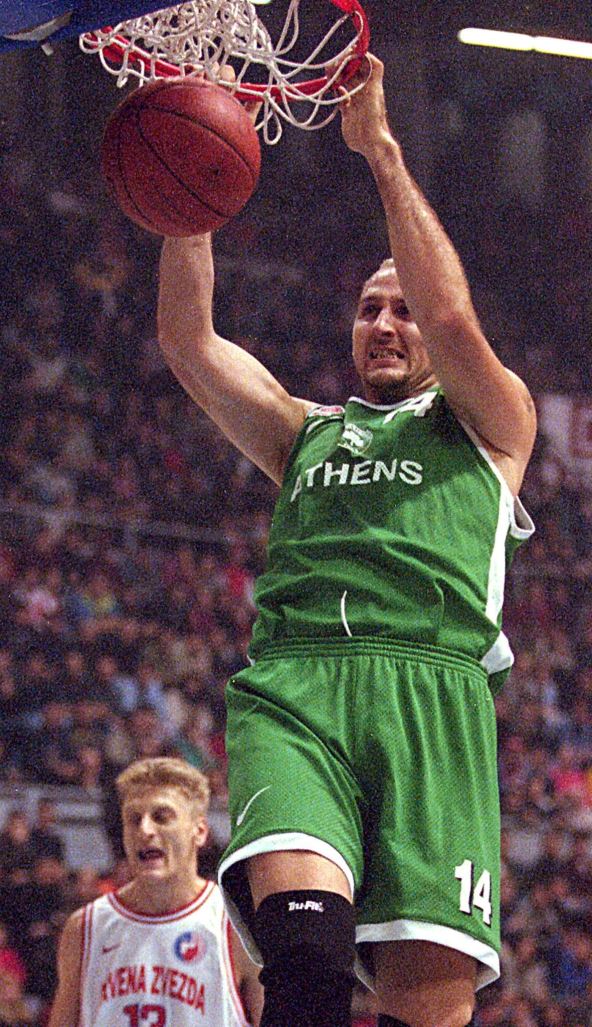 Dino Rađa zakucava na Panatinaikos - Crvena zvezda