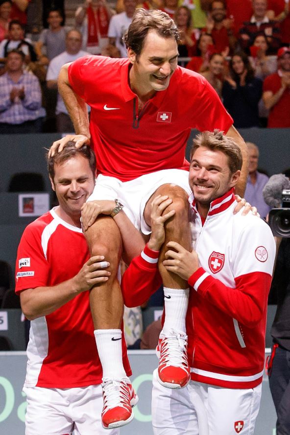 Rodžer Federer i Sten Vavrinka slave osvajanje Dejvis kupa
