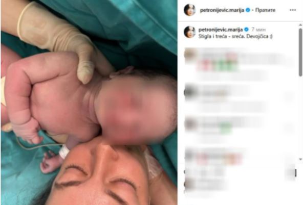 Marija Petronijević u porodilištu slika sa 3. bebom