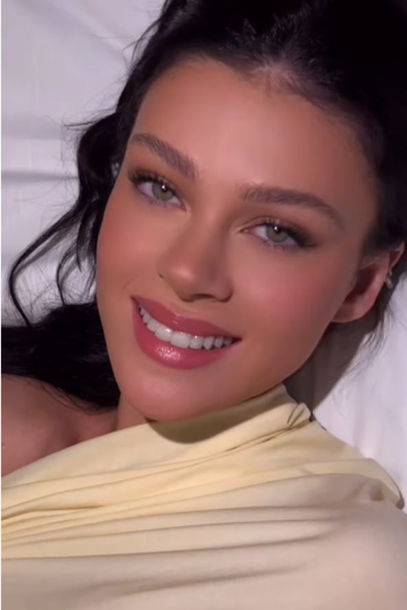 Nikola Pelc nasmejana najnovija objava