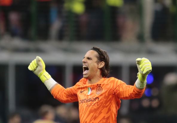 Jan Zomer slavi gol Intera protiv Barselone