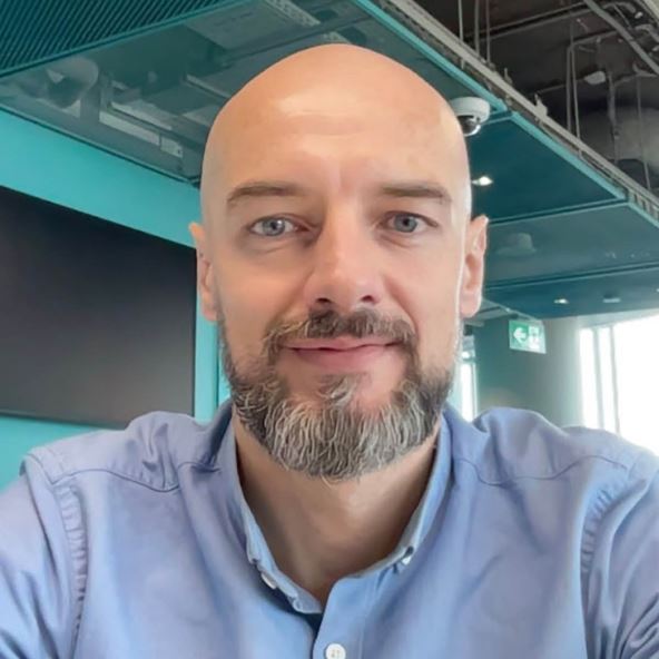 Filip Baranski copy.jpg