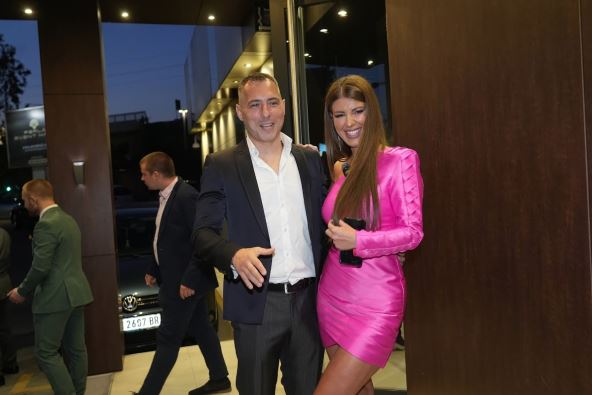 Miki Dudić i Teodora Toković na 18. rođendanu ćerke