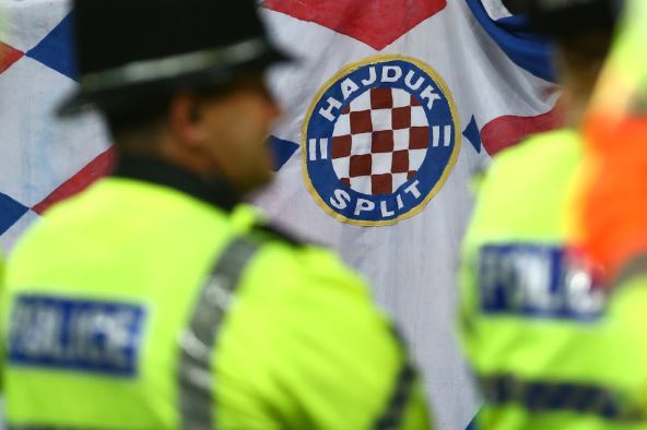 Policija čuva navijače Hajduka iz Splita