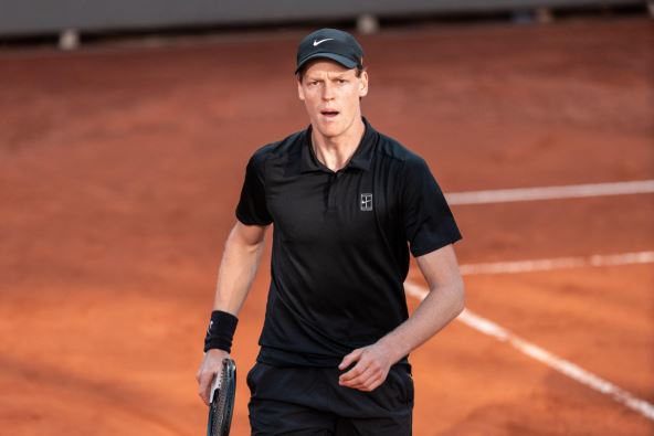 Janik Siner nervozan tokom finala Rima protiv Karlosa Alkaraza 2025.