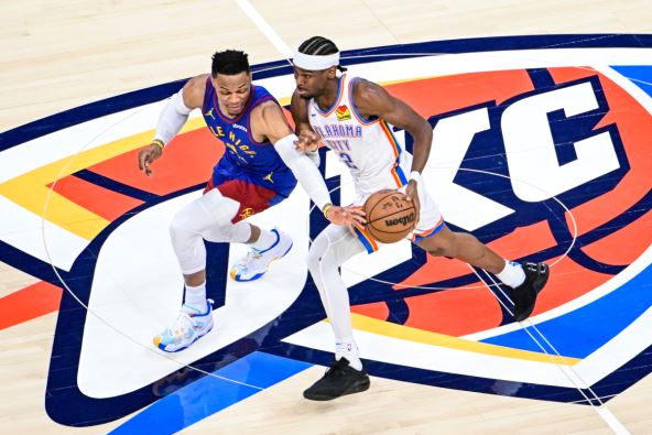 Rasel Vestbruk i Šej Gildžus Aleksander u duelu na Oklahoma - Denver