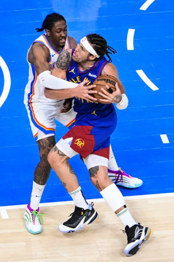 Eron Gordon i Džejlen Vilijams na Oklahoma Denver