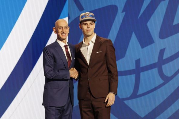 Nikola Topić na NBA draftu