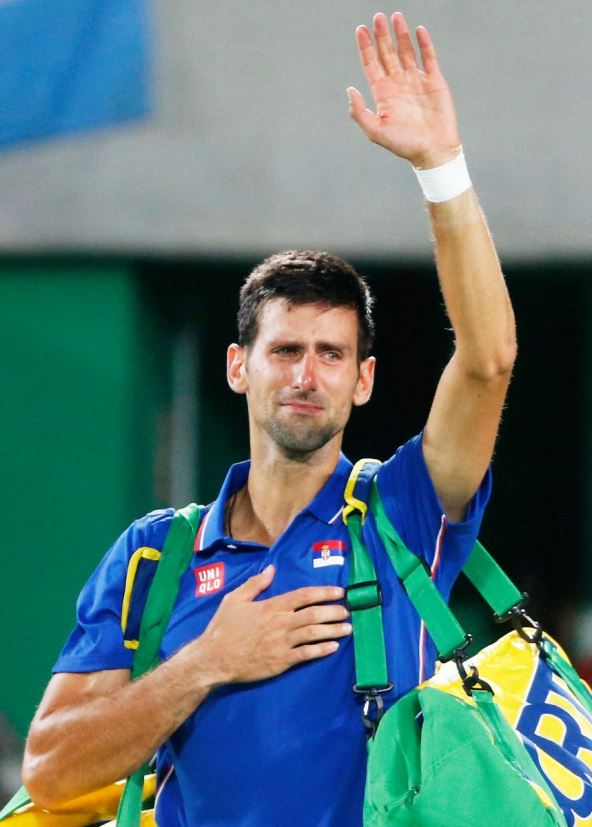 Novak Đoković plače zbog poraza u Riju 2016