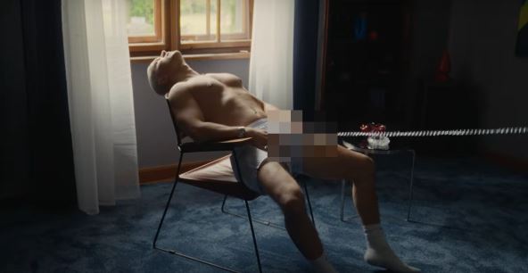 Relja u spotu Baš ti se sviđa