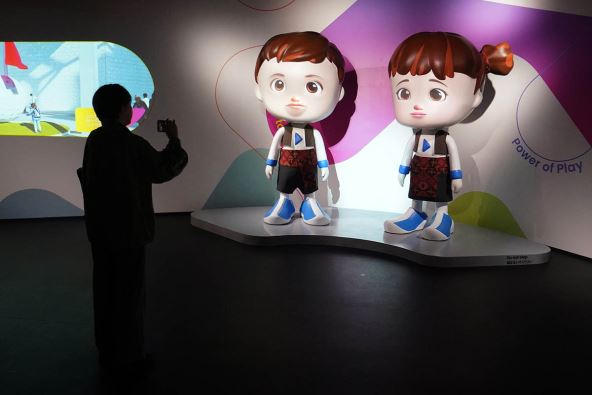 EXPO 2027 maskote u Osaki copy.jpg