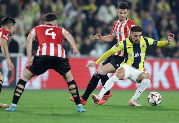 Dušan Tadić u dresu Fenerbahčea