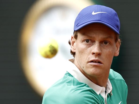 Janik Siner na Rolan Garosu.