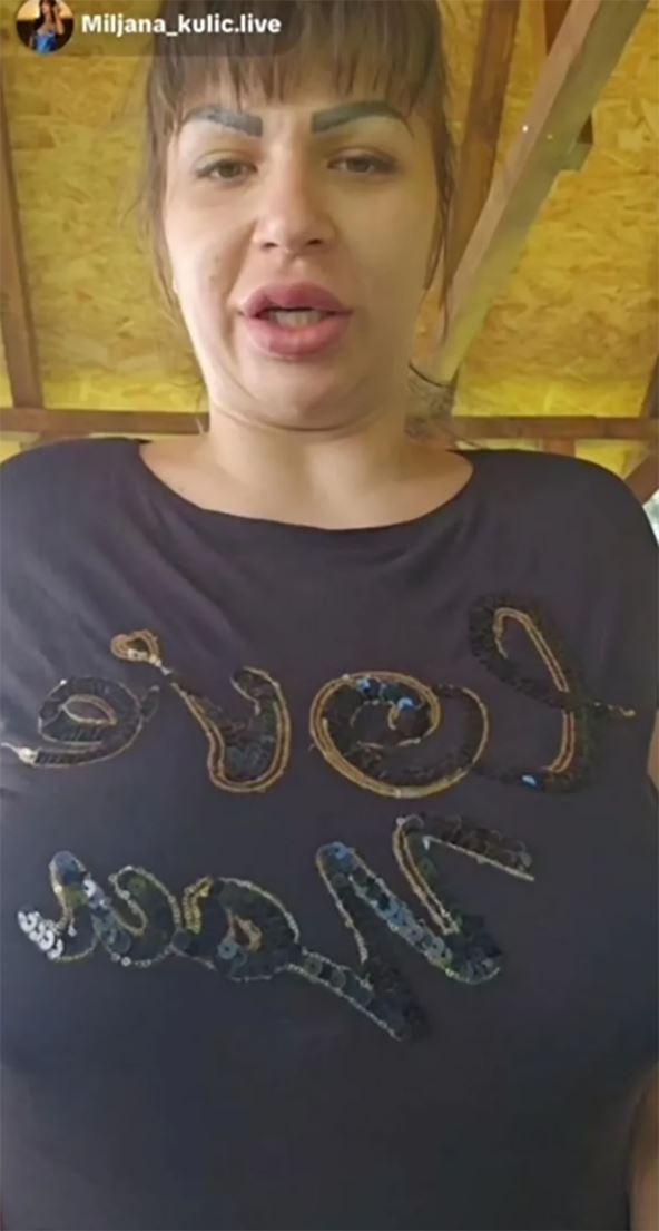 Miljana Kulić drži lajv sa psihijatrije