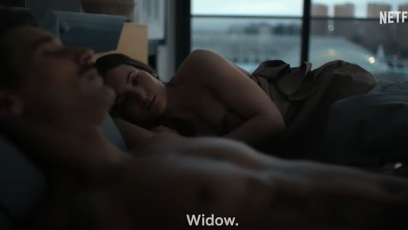 Udovičina igra scena iz kreveta