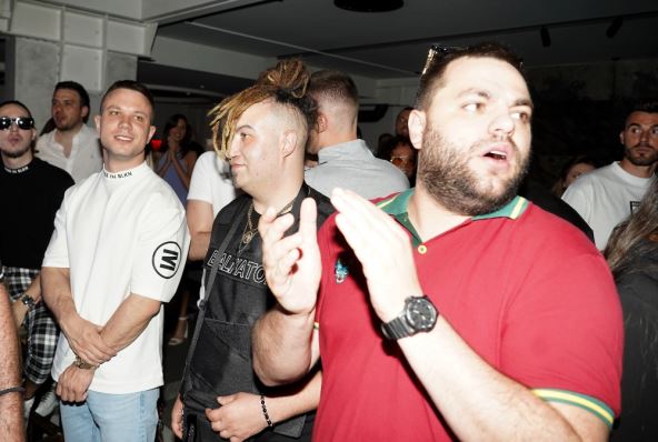 Relja, Rasta, Cobi na revijisteven dockman