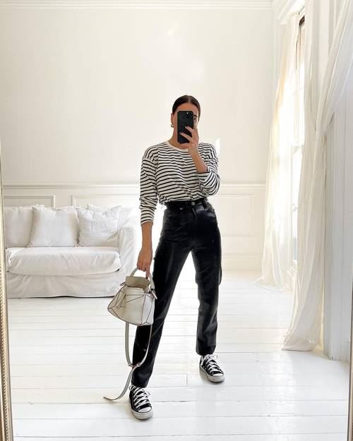 Kožne pantalone sjajno izgledaju uz starke