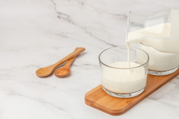 Kefir je najbolji prirodni probiotik koji treba jesti svaki dan