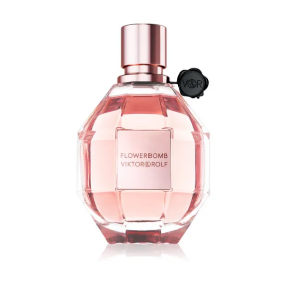 Viktor&Rolf Flowerbomb miris koji je neverovatno luksuzan i ženstven.