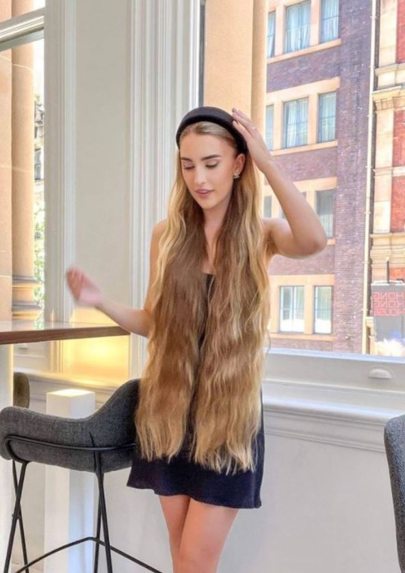 Sidni na Instagramu i TikToku često deli savete devojkama o rastu kose.