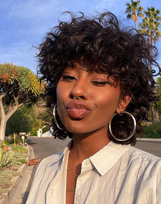 Kovrdžave šiške izgledaju fantastično.