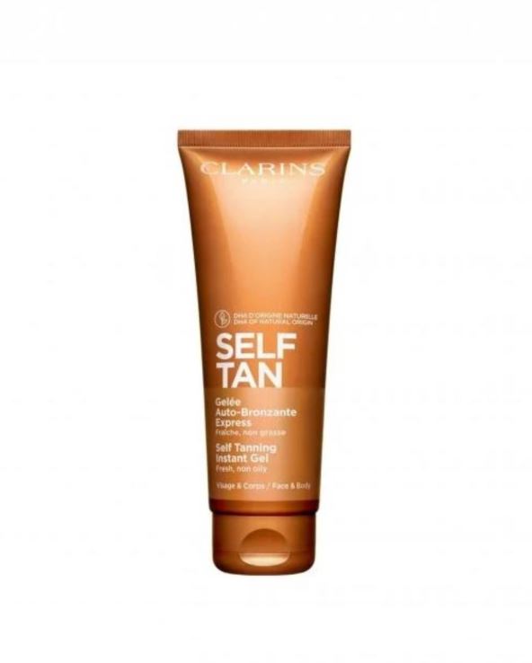 Clarins gel za samopotamnjivanje ne ostavlja tragove na odeći.