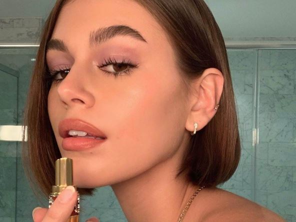 Glossy finiši zamenili su mat.