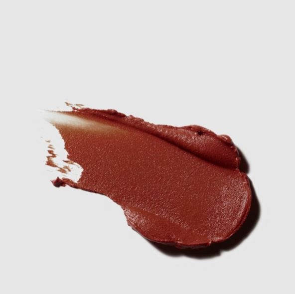 MAC Velvet Matte ruž je idealne nude nijanse.