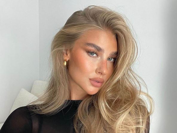 Bronzeri daju svežinu licu.