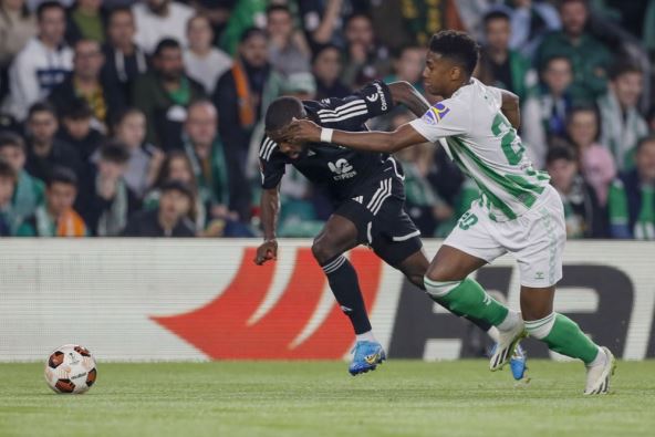 Fudbaler Šavi Babika, pojačanje Crvene zvezde.