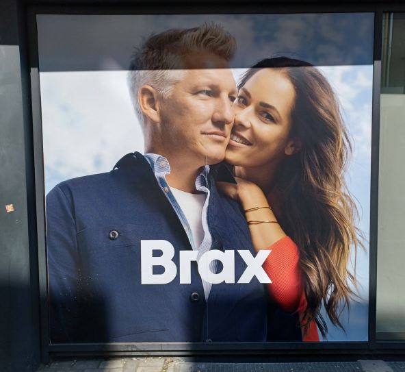 Ana Ivanović i Bastijan Švajnštajger na bilbordu Brax
