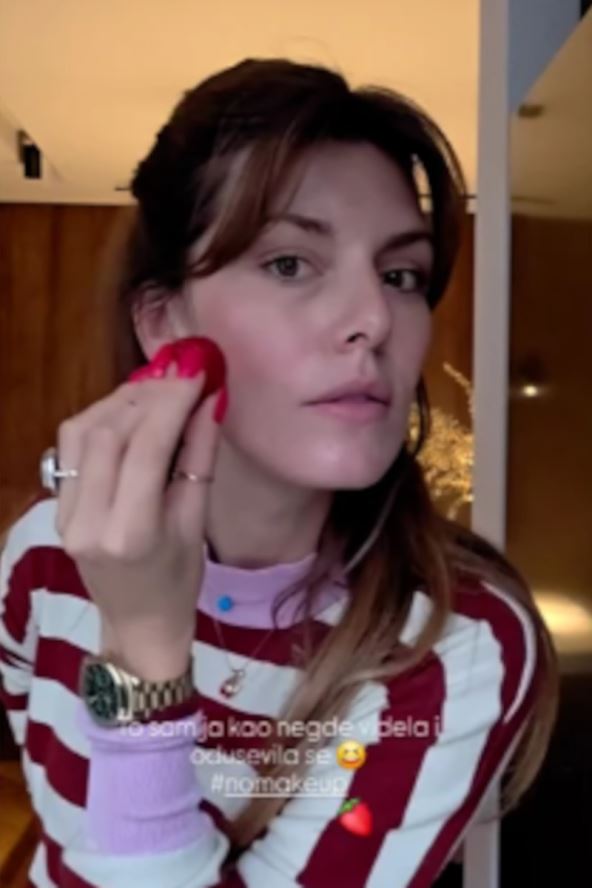 Tamara Dragičević tretman sa jagodom