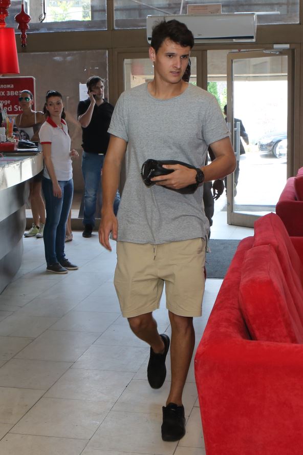 Adam Mičel Novozelanđanin u Zvezdi