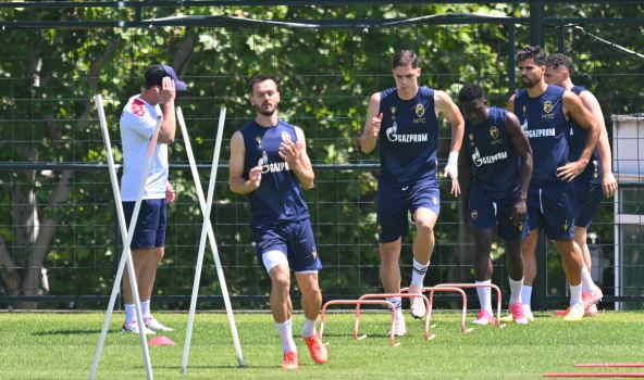 Crvena zvezda pripreme trening (14).jpg