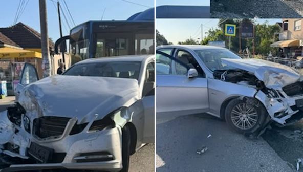 Aleksandar Popović objavio sliku uništenog automobila