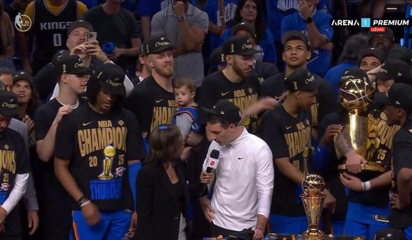 Nikola Topić šampion NBA lige (2).jpg