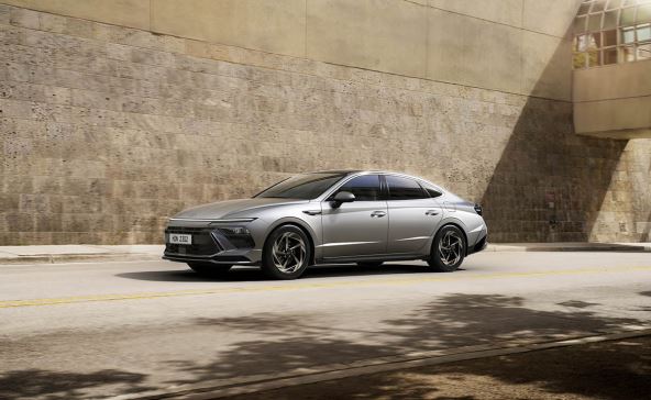 (Photo 2) Hyundai Motor Group Tops Rankings in 2025 IIHS Top Safety Awards copy.jpg