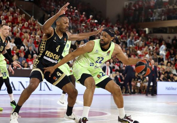 Džabari Parker 2.jpg