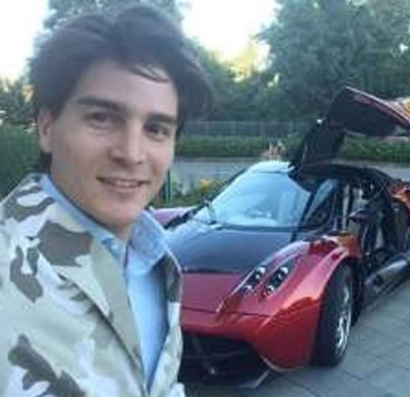 Andrea Pijacola sa Đininim Ferarijem