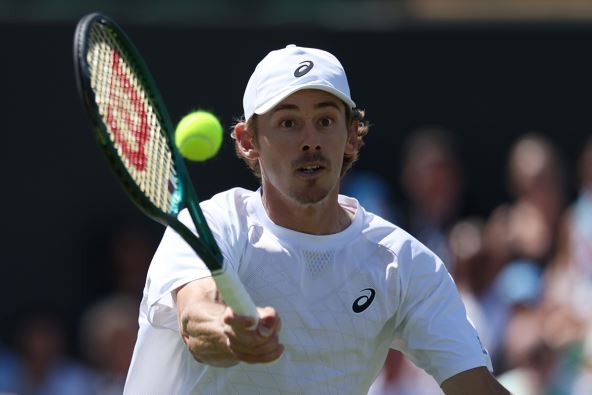 Aleks de Minor na Vimbldonu