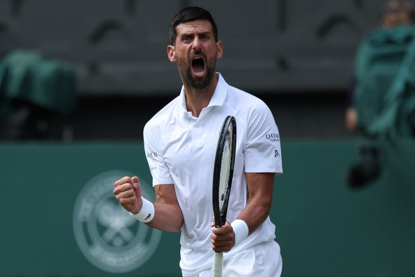 Novak Đoković viče na Vimbldonu.