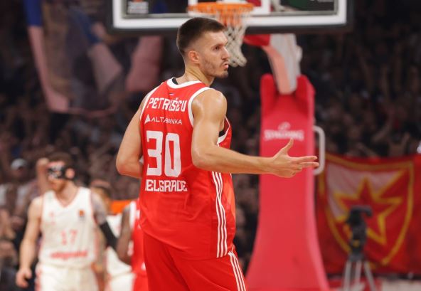 Filip Petrušev na utakmici Zvezda Bajern u Evroligi